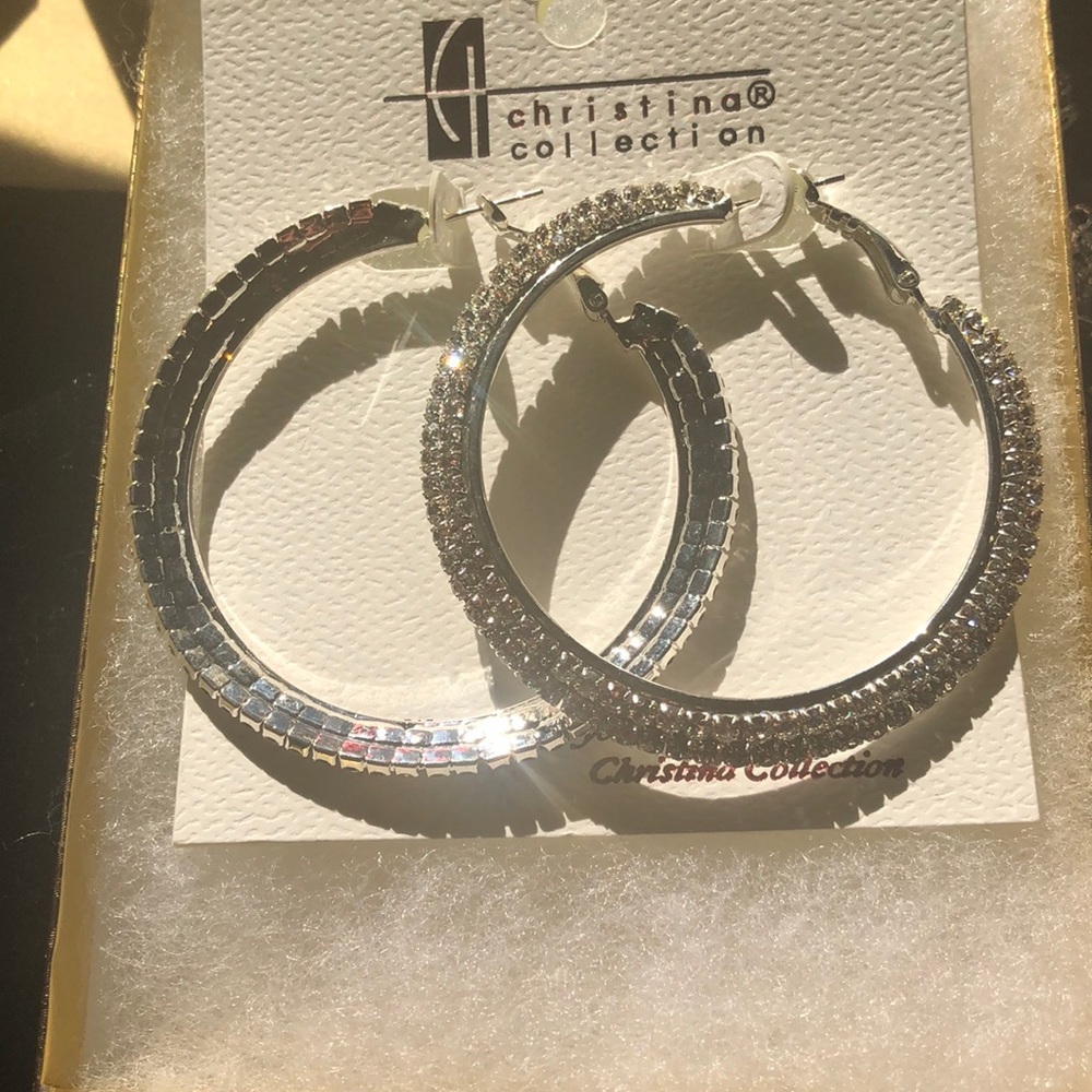 SIMPLY BANGLES!!!